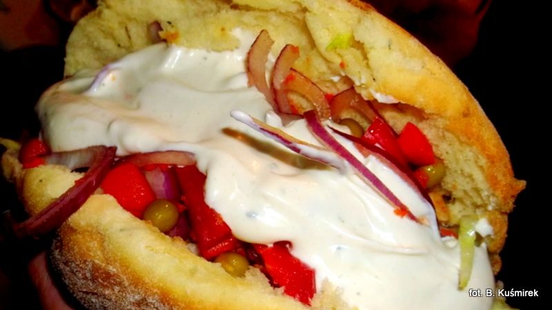Kebab w chlebku pita Kebab w chlebku pita