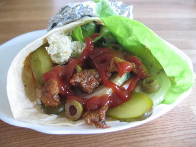 Kebab z sosem czosnkowym