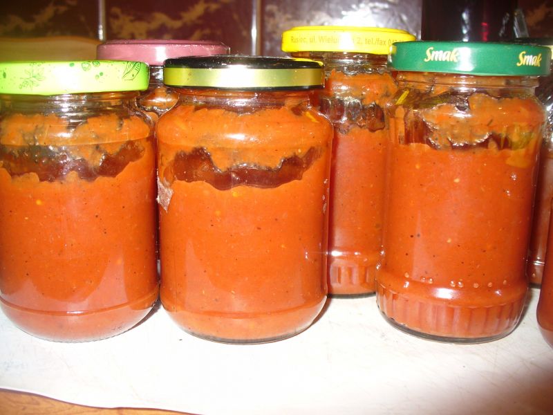 Ketchup domowy z ziołami