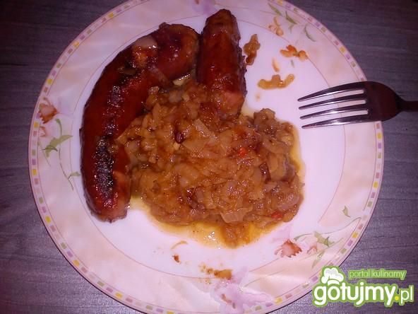 Kiełbasa smażona w cebuli