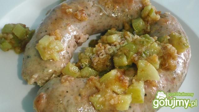 Kiełbasa smażona w sosie korniszonowym Kiełbasa smażona w sosie korniszonowym