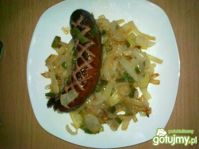 Kiełbasa w cebuli 2 Kiełbasa w cebuli 2