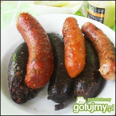 Kiełbaski czosnkowe z grilla Kiełbaski czosnkowe z grilla
