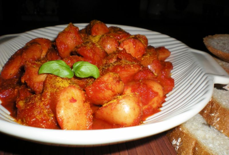 Kiełbaski w sosie curry Kiełbaski w sosie curry