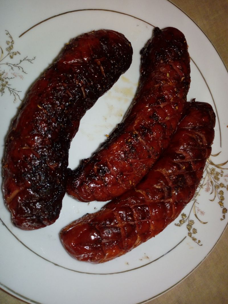 Kiełbaski z grilla w miodowej glazurze