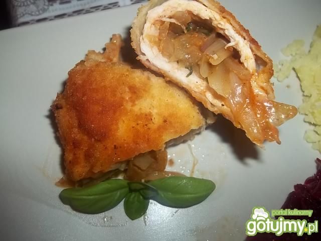 Kieszonki schabowe z cebulą Kieszonki schabowe z cebulą