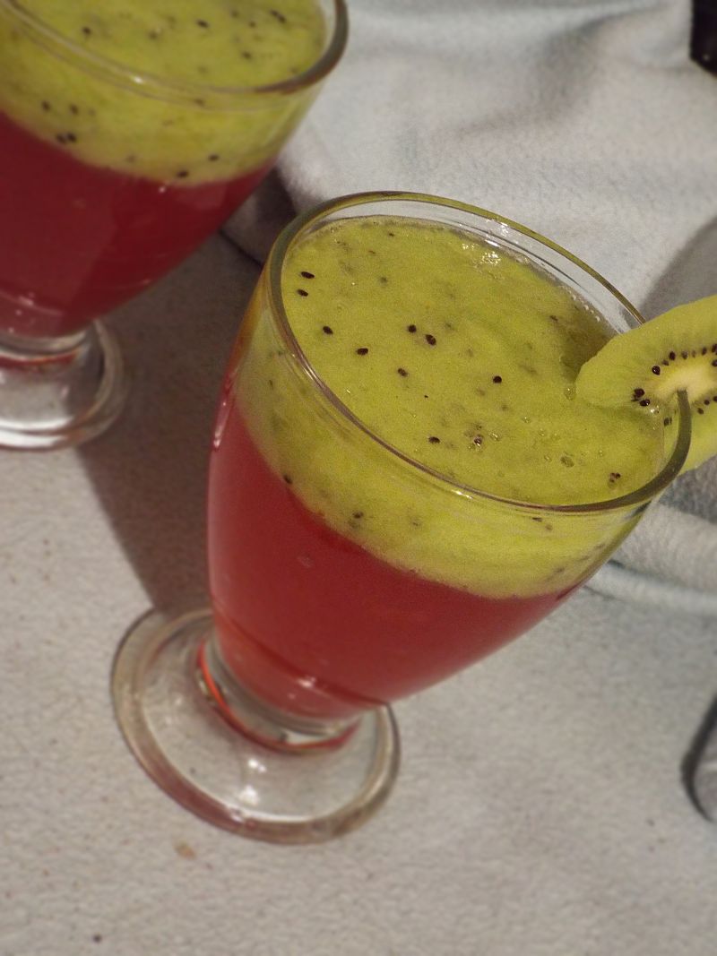 Kisiel malinowy z kiwi Kisiel malinowy z kiwi