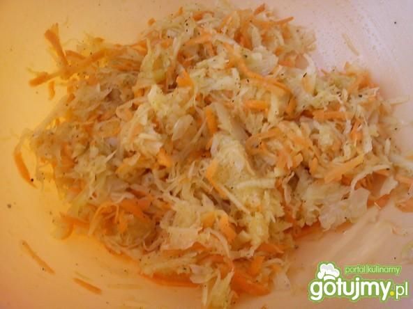 Kiszona kapusta z jabluszkiem 