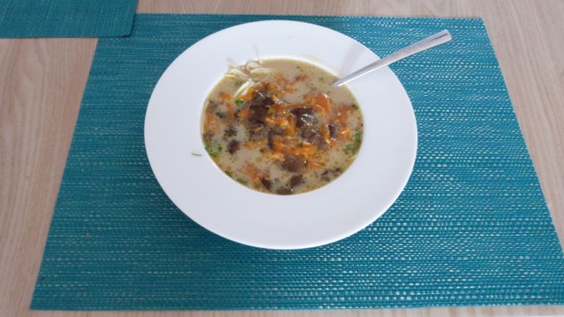 Klasyczna jesienna zupa grzybowa z podgrzybków Klasyczna jesienna zupa grzybowa z podgrzybków