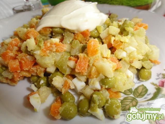 Klasyczna sałatka jarzynowa