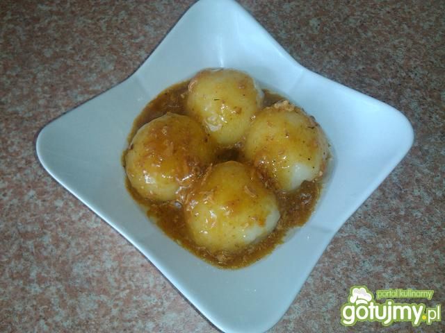 Klasyczne kluseczki z sosem