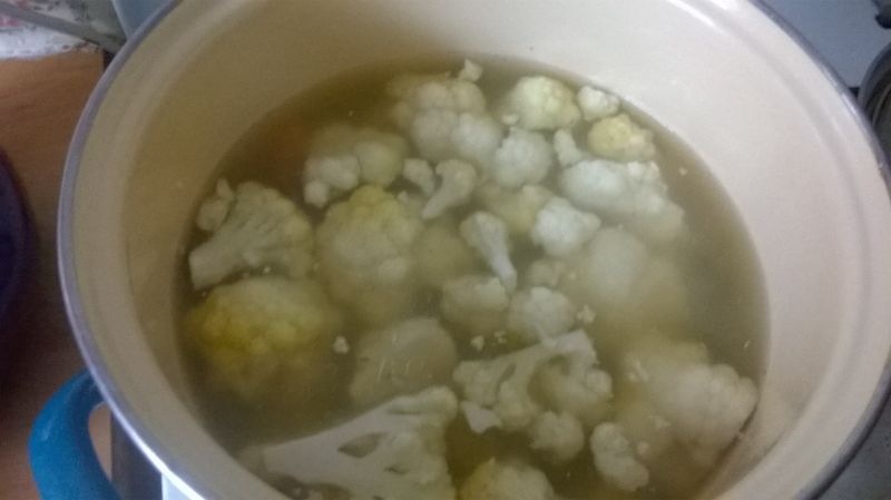Klasyzna zupa kalafiorowa