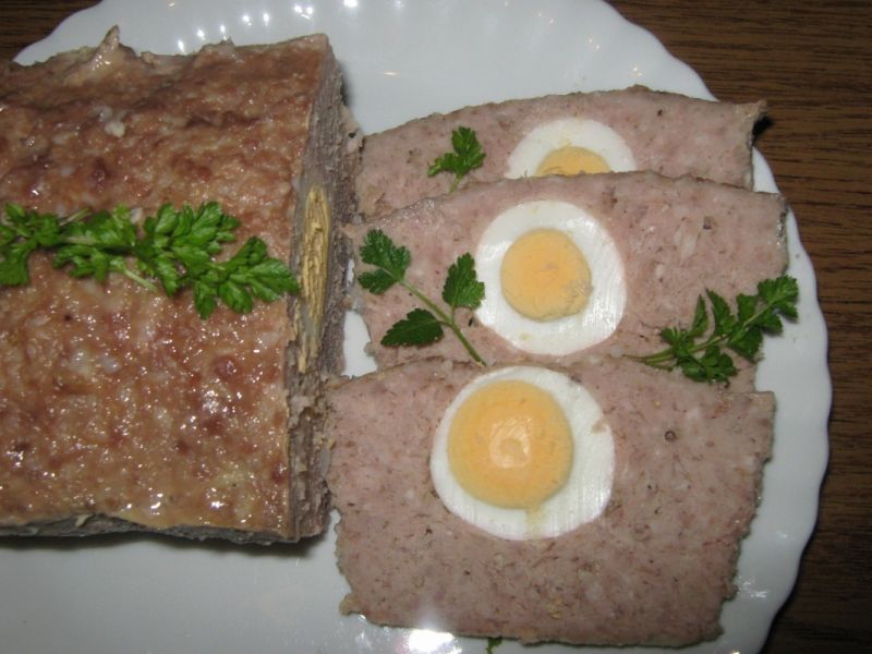 Klops z jajkiem Klops z jajkiem