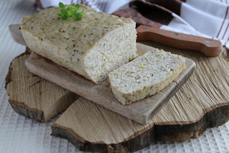 Klops z komosą ryżową