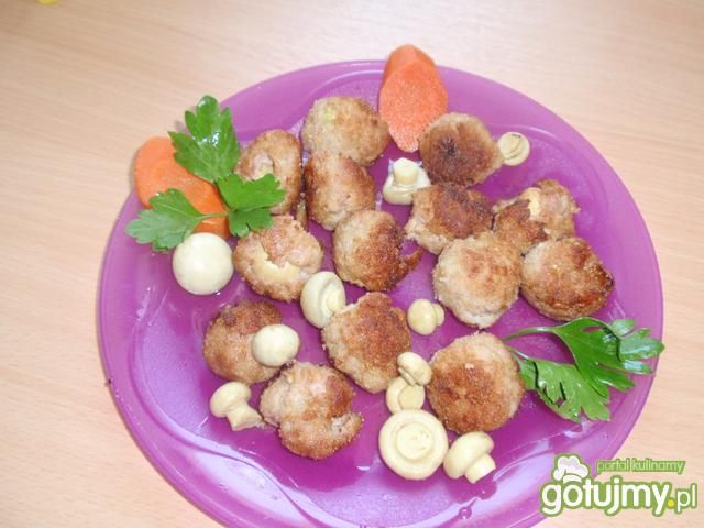 Klopsiki nadziewane  pieczarką Klopsiki nadziewane  pieczarką