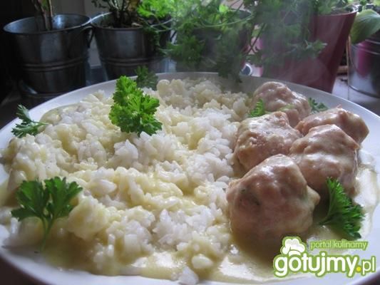 Klopsiki pietruszkowe z ryżem Klopsiki pietruszkowe z ryżem