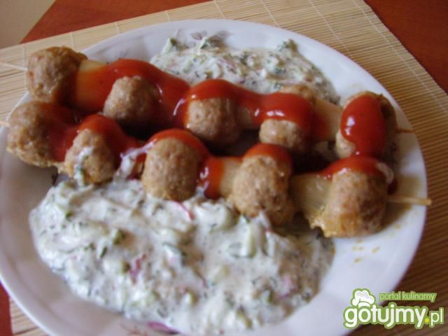 Klopsiki – Szaszłyki z kuleczek Klopsiki – Szaszłyki z kuleczek