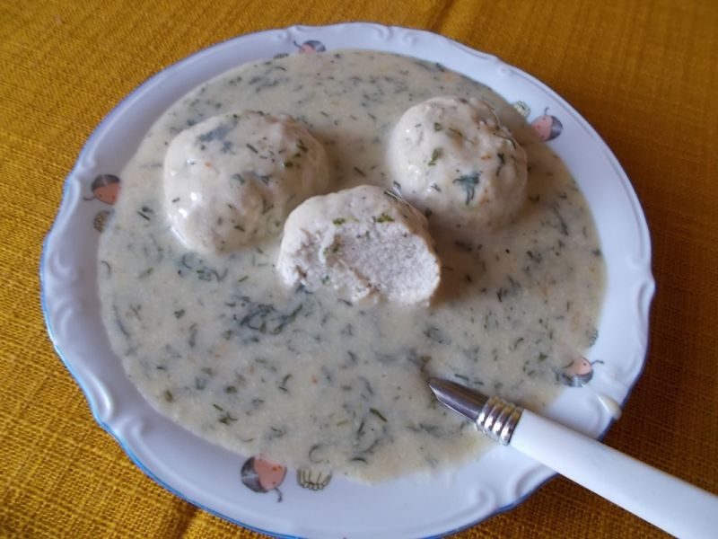 Klopsiki w sosie koperkowym Klopsiki w sosie koperkowym