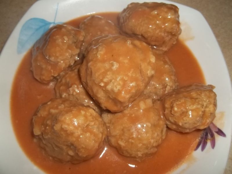 Klopsiki w sosie pomidorowym Klopsiki w sosie pomidorowym