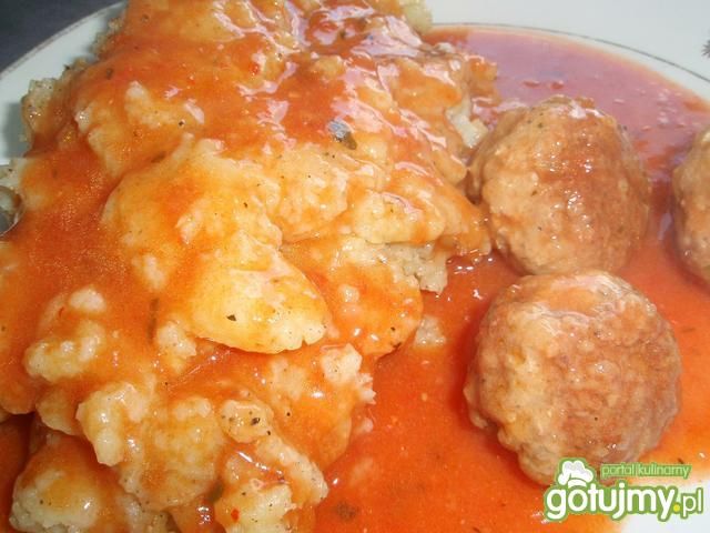 Klopsiki w sosie pomidorowym wg Karolci