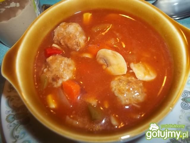 Klopsiki w sosie wg Beatris