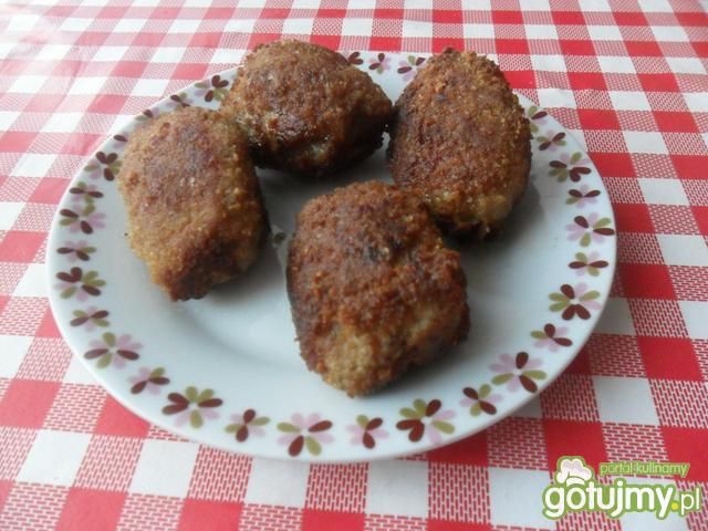 Klopsiki z chrzanem i ziemniakami Klopsiki z chrzanem i ziemniakami