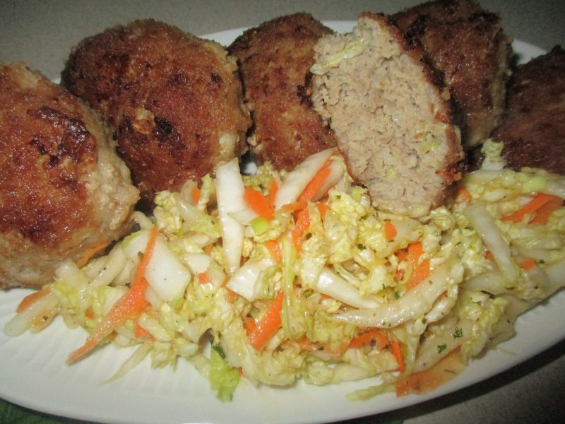 Klopsiki z kapustą pekińską Klopsiki z kapustą pekińską