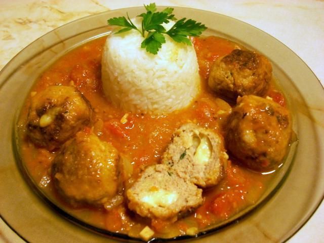 Klopsiki z mozarellą  Klopsiki z mozarellą