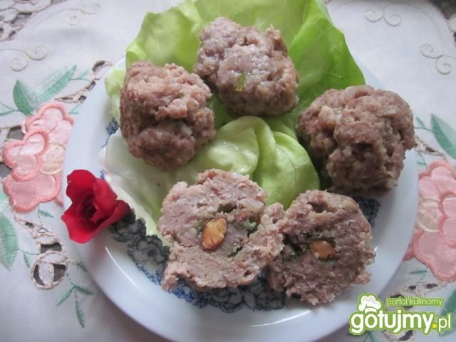 Klopsiki z orzeszkami wasabi Klopsiki z orzeszkami wasabi