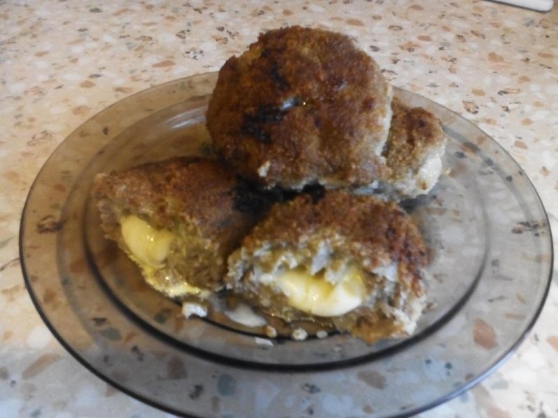 Klopsiki z serem i masłem