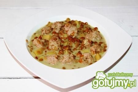 Klopsikowa z soczewicą