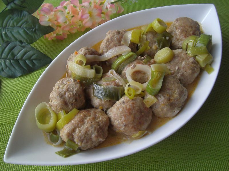 Klopsy duszone w porach Klopsy duszone w porach