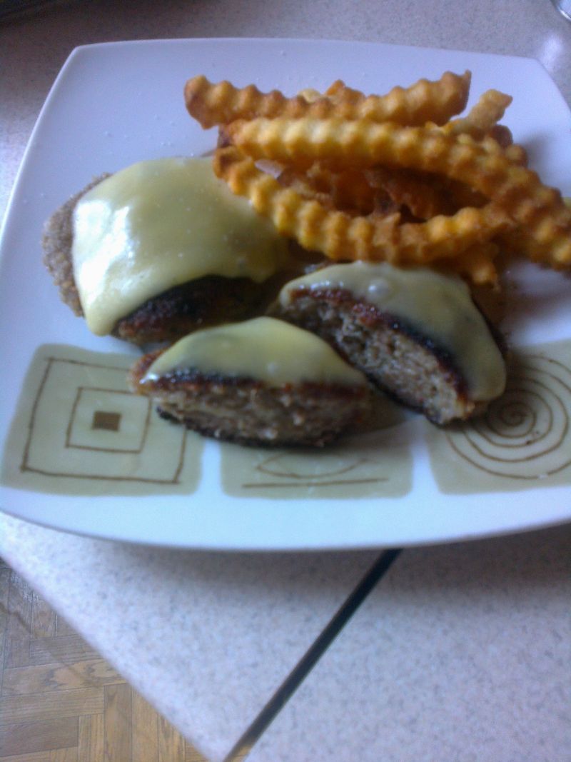 Klopsy mielone otulone plasterkiem sera