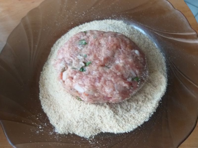 Klopsy mięsne z kostką mozzarelli