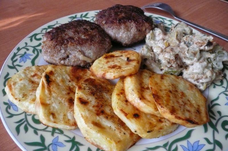 Klopsy z musztardą i cebulką Klopsy z musztardą i cebulką