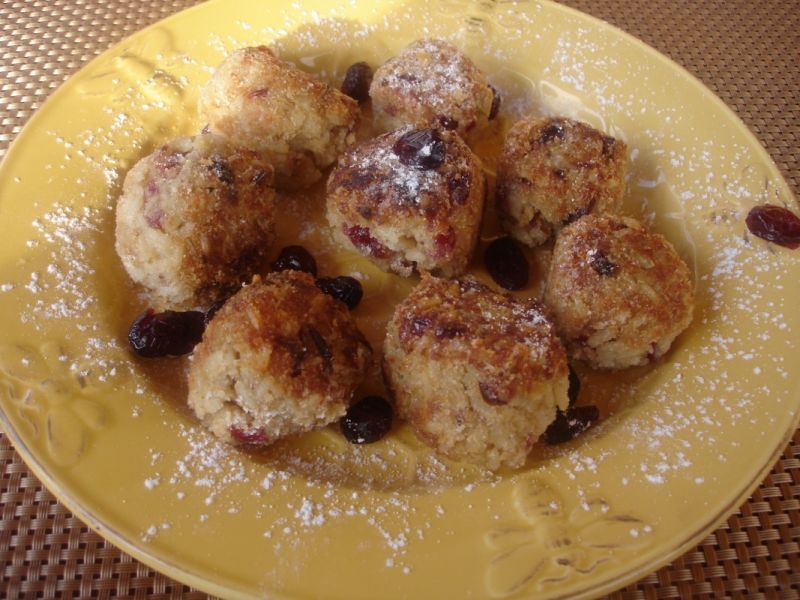 Kluseczki ryżowe z żurawiną Kluseczki ryżowe z żurawiną