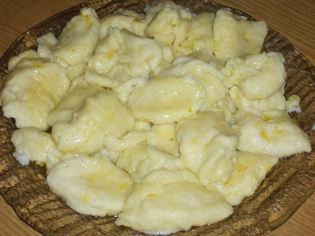 Kluseczki śmietankowe kładzione