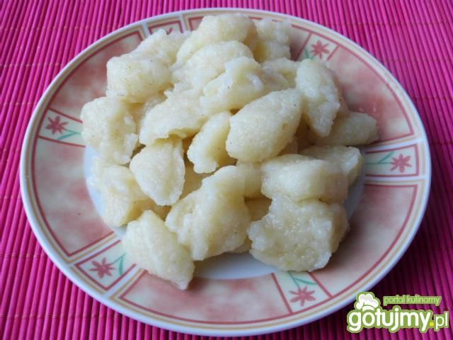 Kluseczki z kaszy manny i ziemniaków