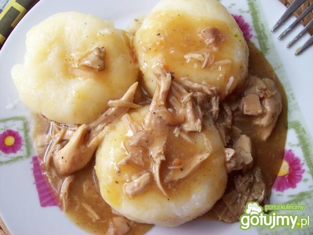 Kluseczki z sosem mięsnym  Kluseczki z sosem mięsnym