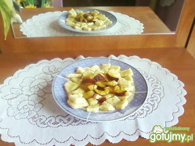 Kluseczki z zupą śliwkową Kluseczki z zupą śliwkową