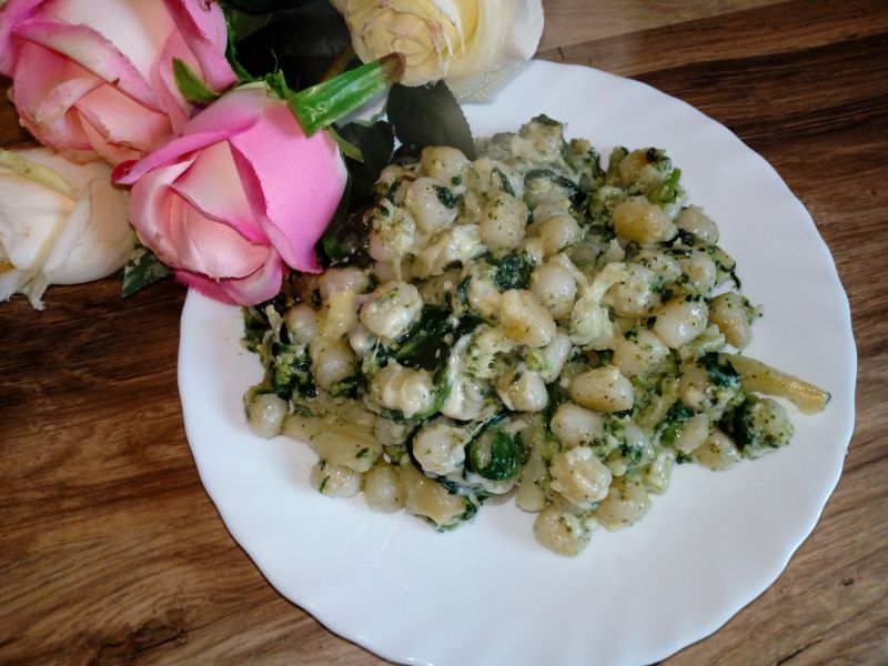 Kluseczki ziemniaczane na zielono