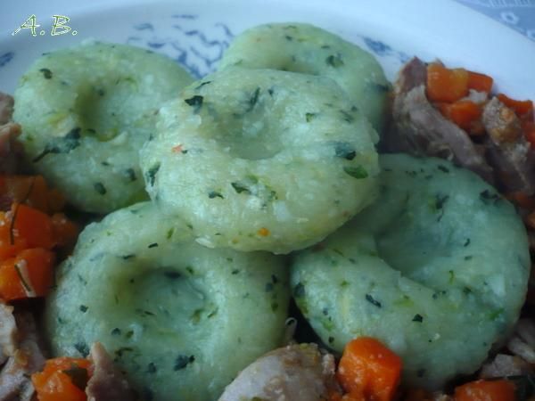 Kluseczki ziemniaczano-cukiniowe Kluseczki ziemniaczano-cukiniowe