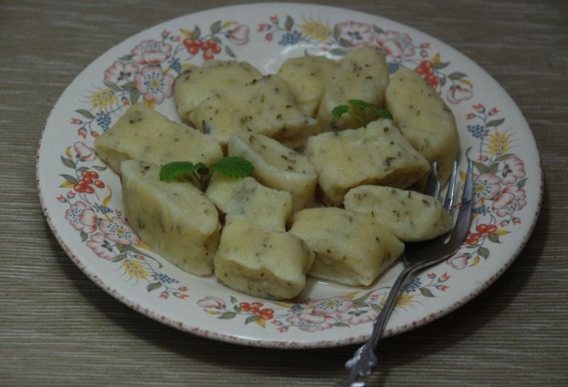 Kluski leniwe z suszoną miętą