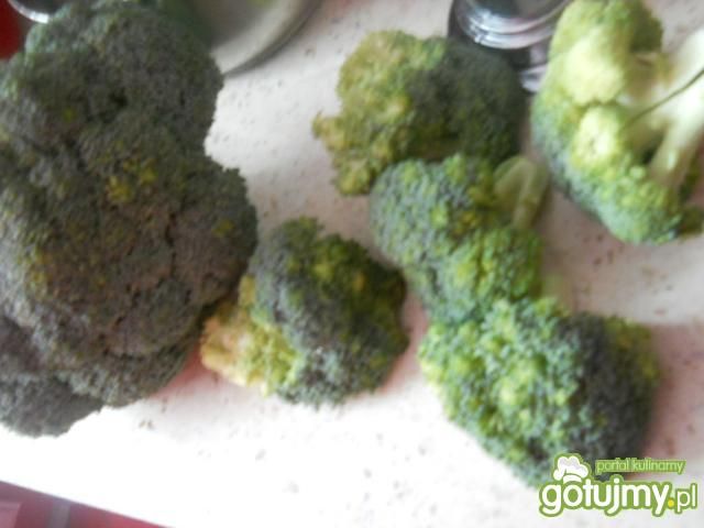 Kluski slaskie z brokułami