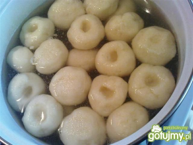 Kluski śląskie z dziurką  Kluski śląskie z dziurką