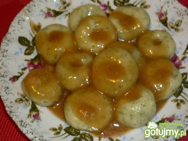 Kluski śląskie z koperkiem