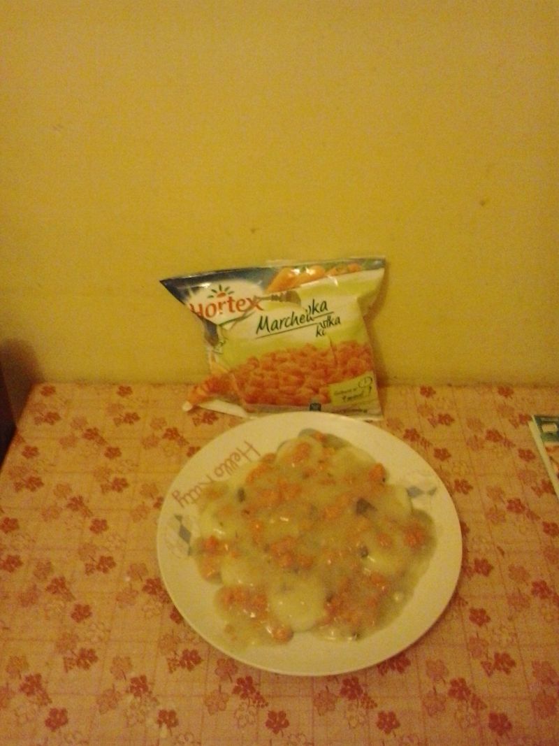 Kluski śląskie z sosem