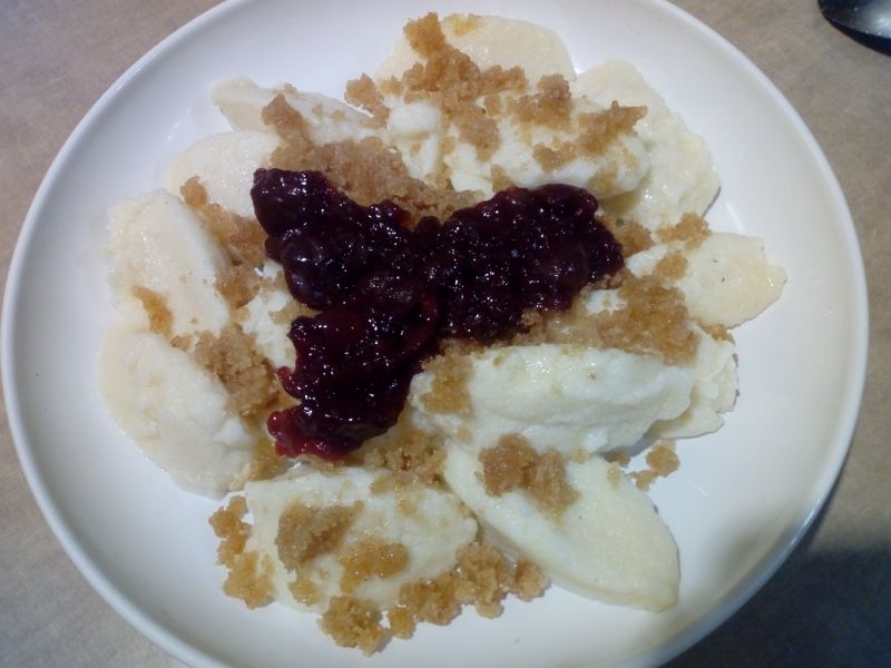 Kluski z kaszy manny na słodko 