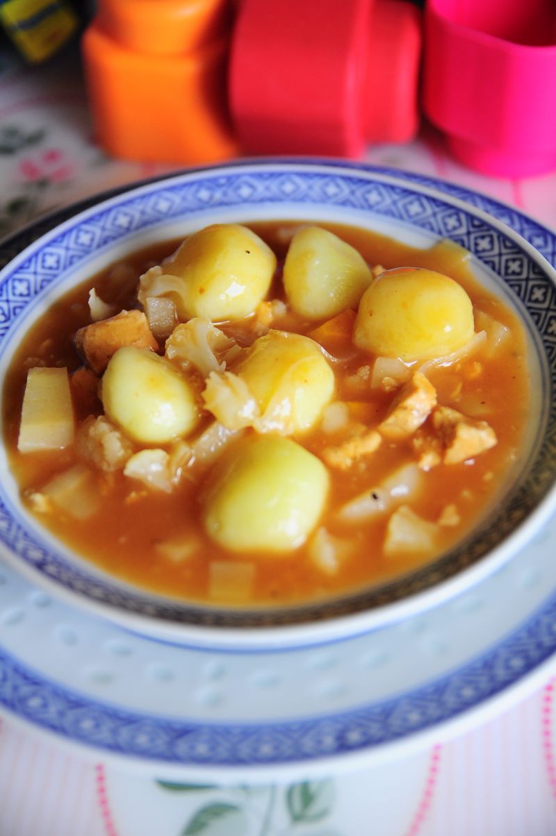 Knedelki z warzywami w sosie od 14 m życia Knedelki z warzywami w sosie od 14 m życia