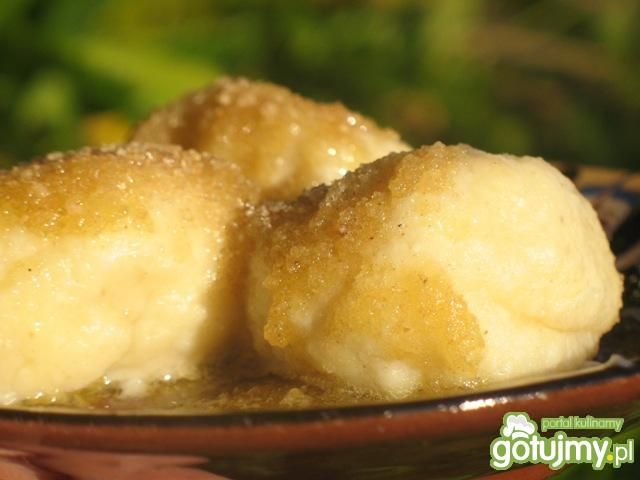 Knedle z białego sera- Turos gomboc
